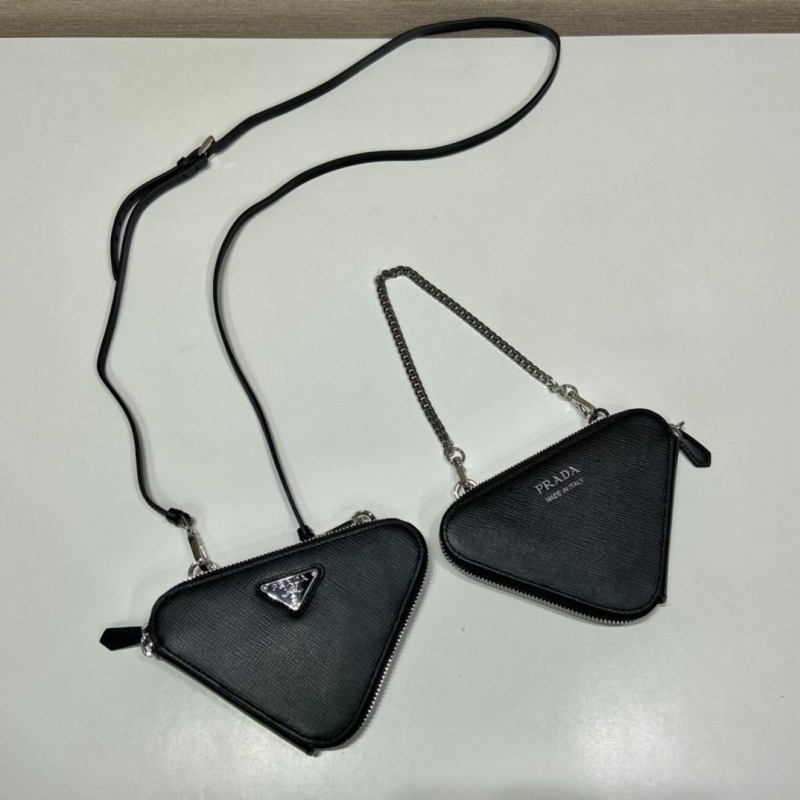 Pra*a triangle pouch